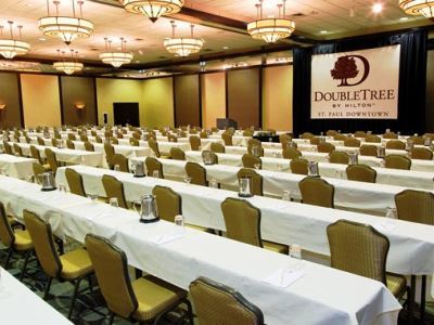 Hotel Doubletree By Hilton St Paul Downtown Saint Paul