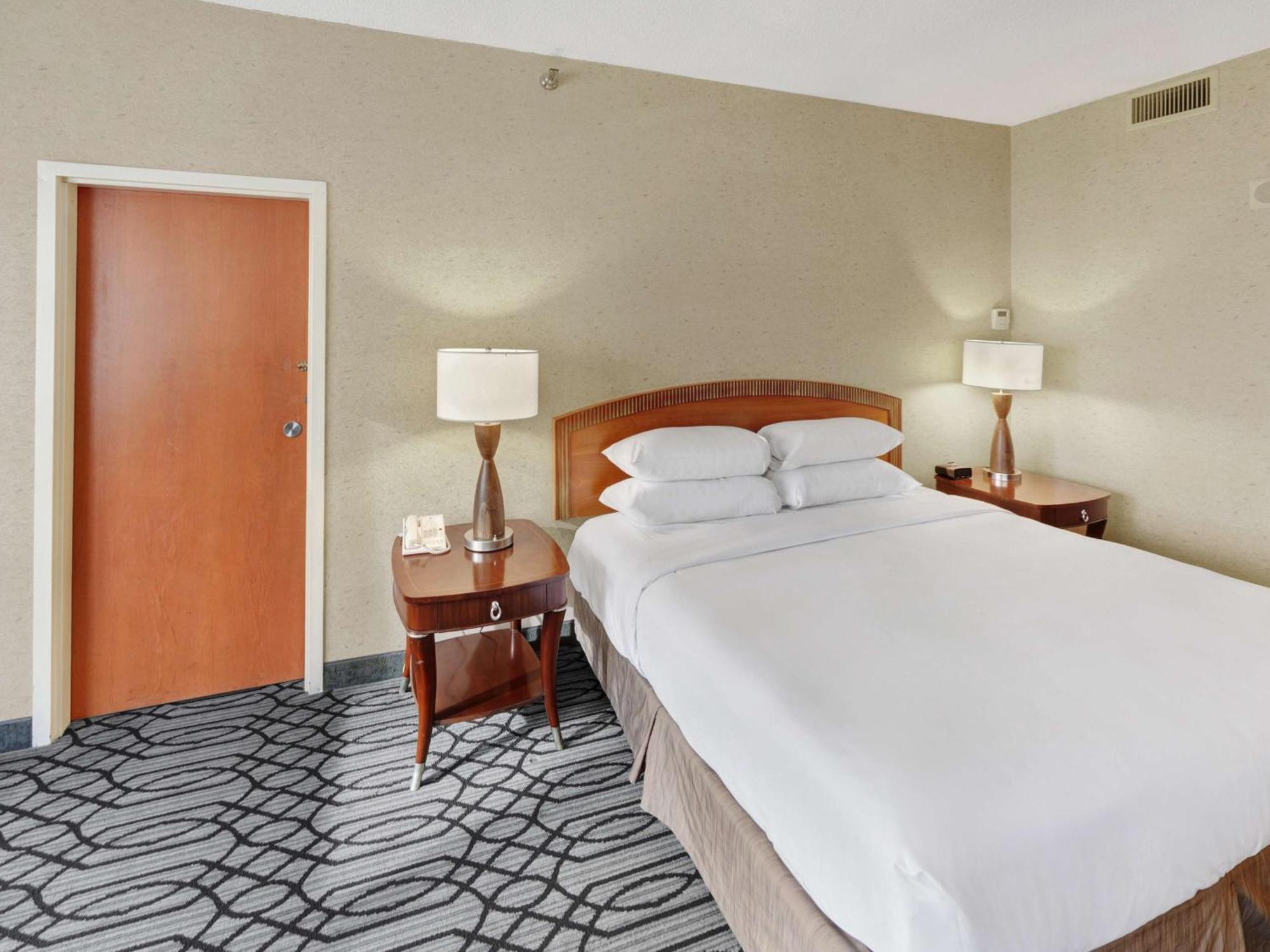Hotel Doubletree By Hilton St Paul Downtown Saint Paul