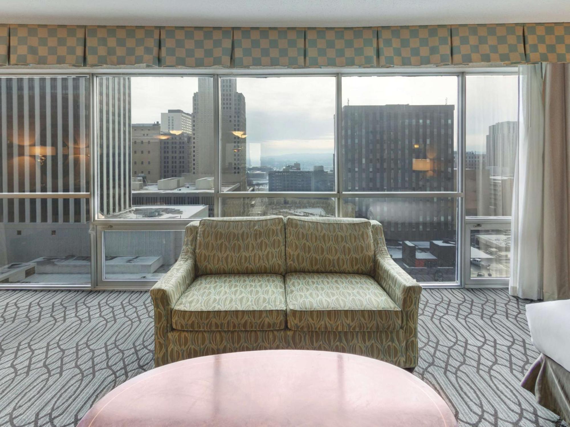 Hotel Doubletree By Hilton St Paul Downtown 3*